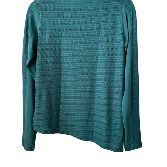 BALEAF Asymmetrical Long Sleeves Women Green Athletic Lightweight Top Small BNWT - Picture 1 of 9